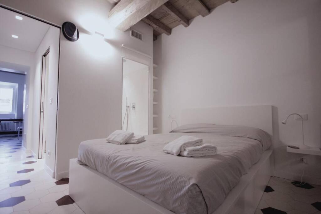 Charmant Maison In Centro Turin Luaran gambar