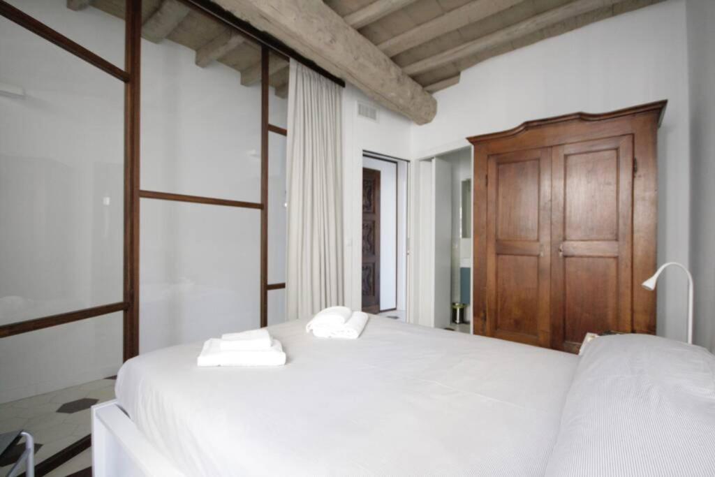Charmant Maison In Centro Turin Luaran gambar